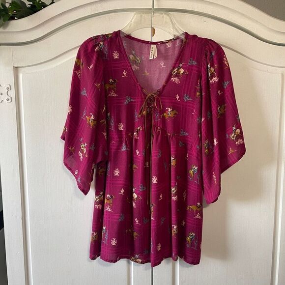 Roper Women's Peasant Blouse, Western Print with Leather Lace Neckline - Picture 3 of 10